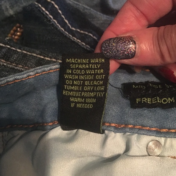 Rue21 Mid-Rise Skinny Jegging - Freedom Flex - Picture 9 of 9